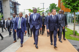 Macron au Gabon : les temps forts d’une visite qui redessine les relations franco-gabonaises